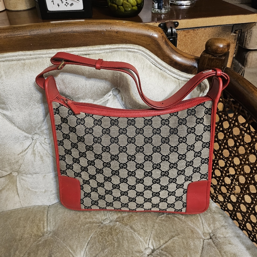 Vintage Gucci Red and Beige Monogram Shoulder Bag - Picture 2 of 12